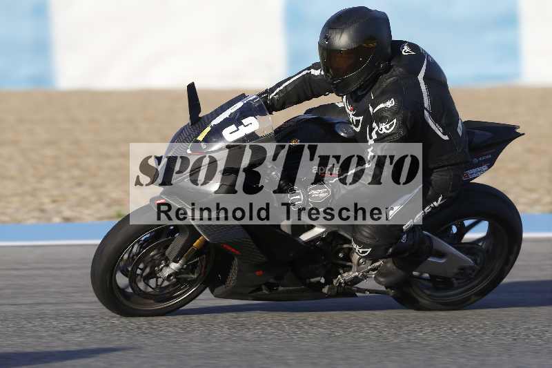 /02 28.-31.01.2025 Moto Center Thun Jerez/gruen-green/83